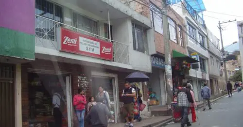 DISTRIBUIDORA DE POLLOS Y SALSAMENTARIA DISTRIBUIDORA DE POLLOS Y SALSAMENTARIA